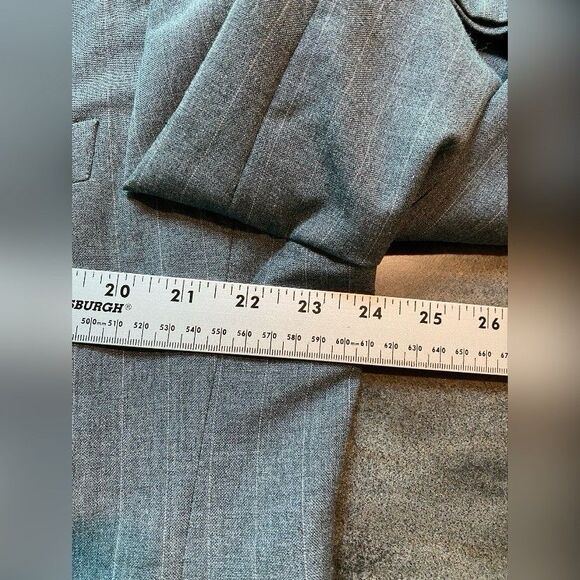 House Of Darby Blazer Sport Coat Men’s 50R Gray Pinstripe Wool Blend - Picture 5 of 9